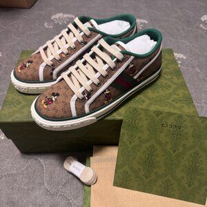 Authentic Gucci x Disney Tennis 1977 Mickey Mouse GG Supreme Monogram Sneakers